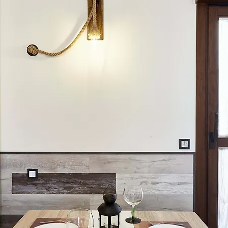 El Patio De La Catedral