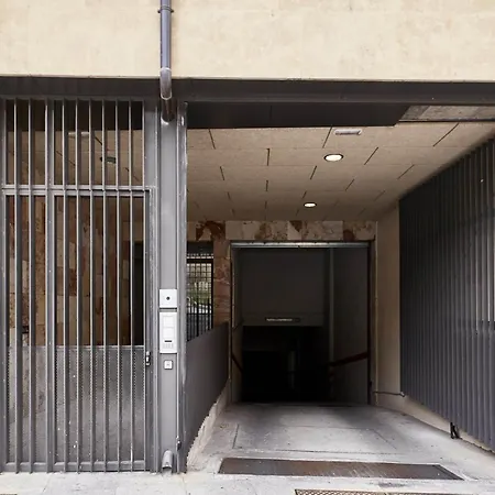 Апартаменты Plushomes | El Patio De La Catedral Саламанка