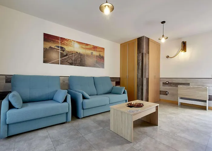 +homes | El Patio De La Catedral * Salamanca